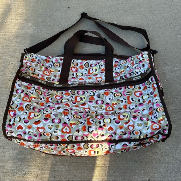 LeSportSac Hearts Everywhere Extra Large Weekender Duffel - Picture 6 of 14